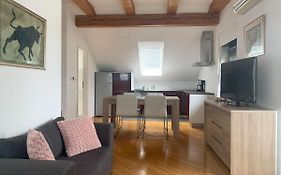 Ela'S Apartment